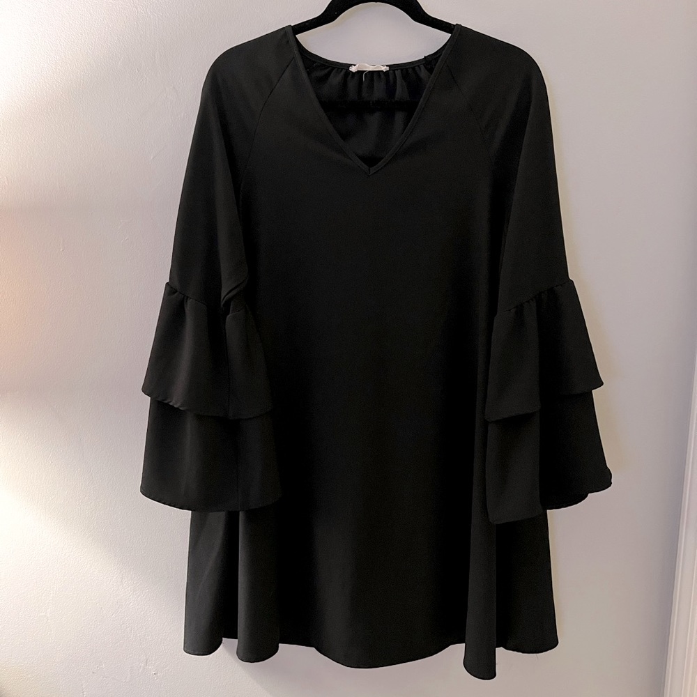 Altar’d States black dress size Large